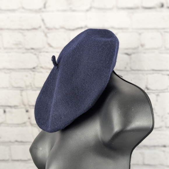 Classic Navy Beret - Picture 1 of 5